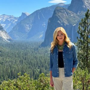 Abby Hornacek Husband, Past Affairs, Net Worth, and Bio - Starcelenews